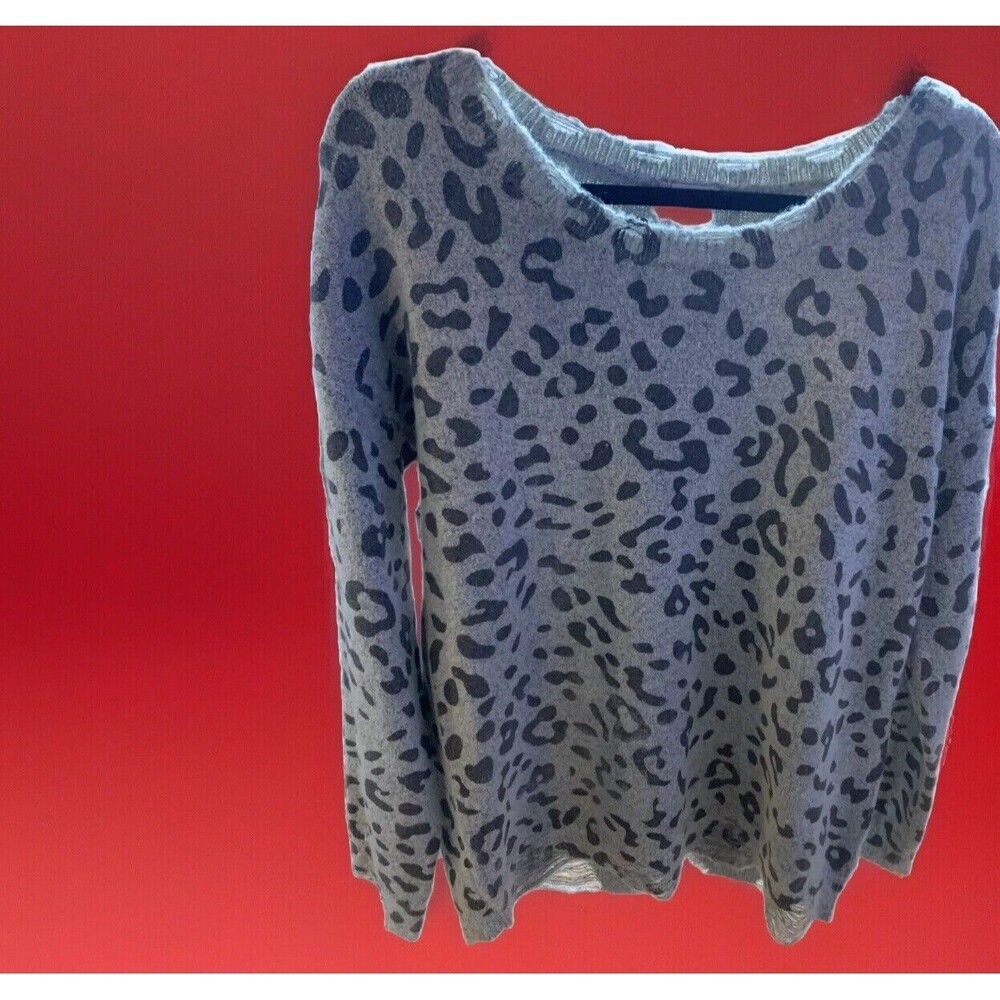 Super Soft Stretchy Knit Distressed Leopard Sweater - Picture 2 of 4
